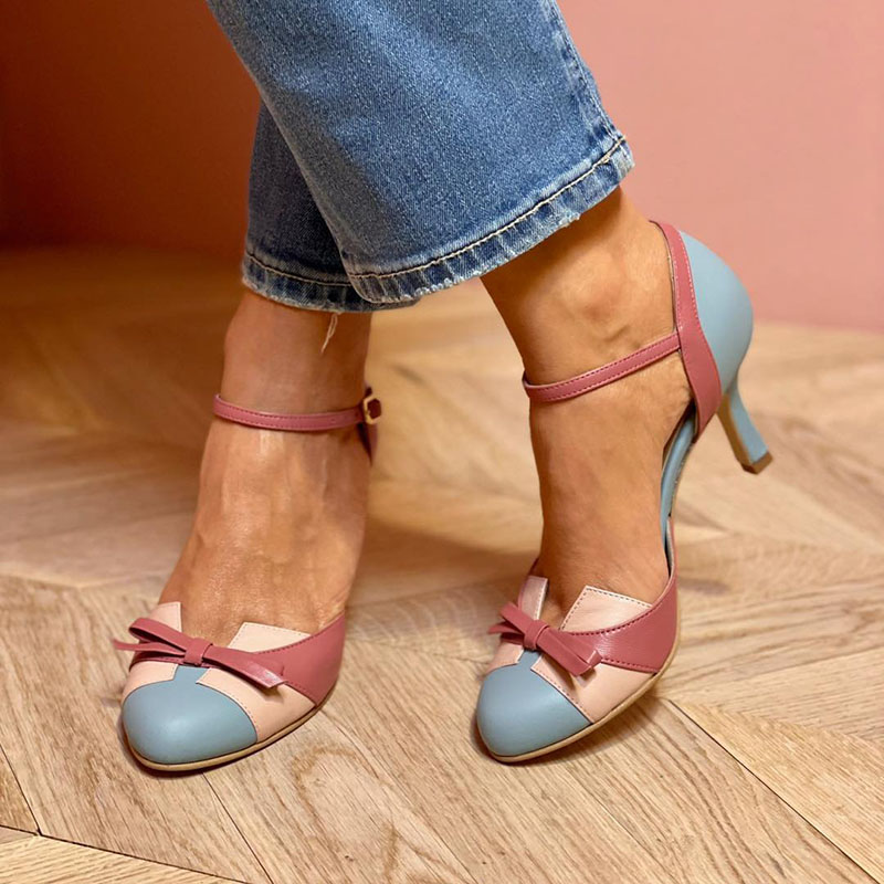 Bellarosa | Sandalias de colores con nudos y tiras, con punta redonda