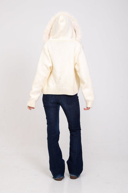 Abrigo de lana con capucha