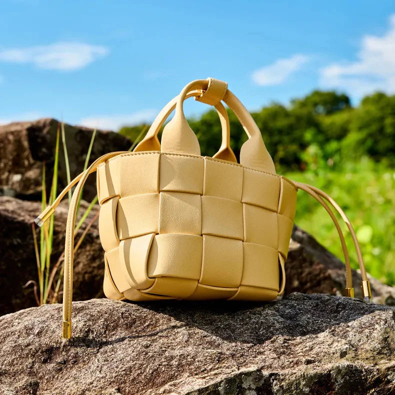 Bolso Mini Canasta Woven Wynn