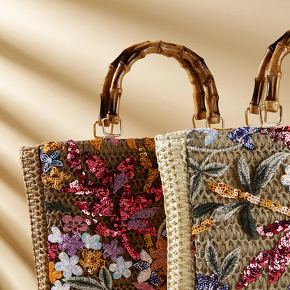 Bolso Bordado con Asa de Bambú